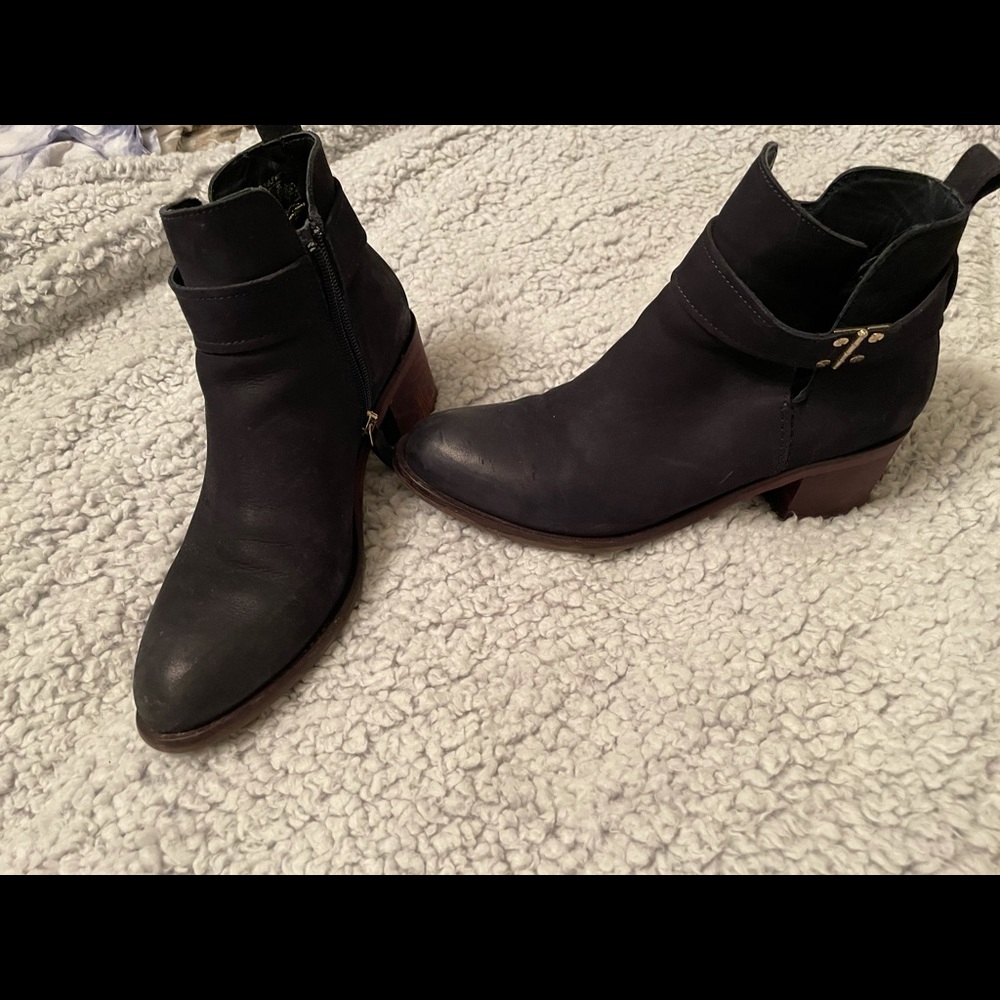 Tommy Hilfiger booties